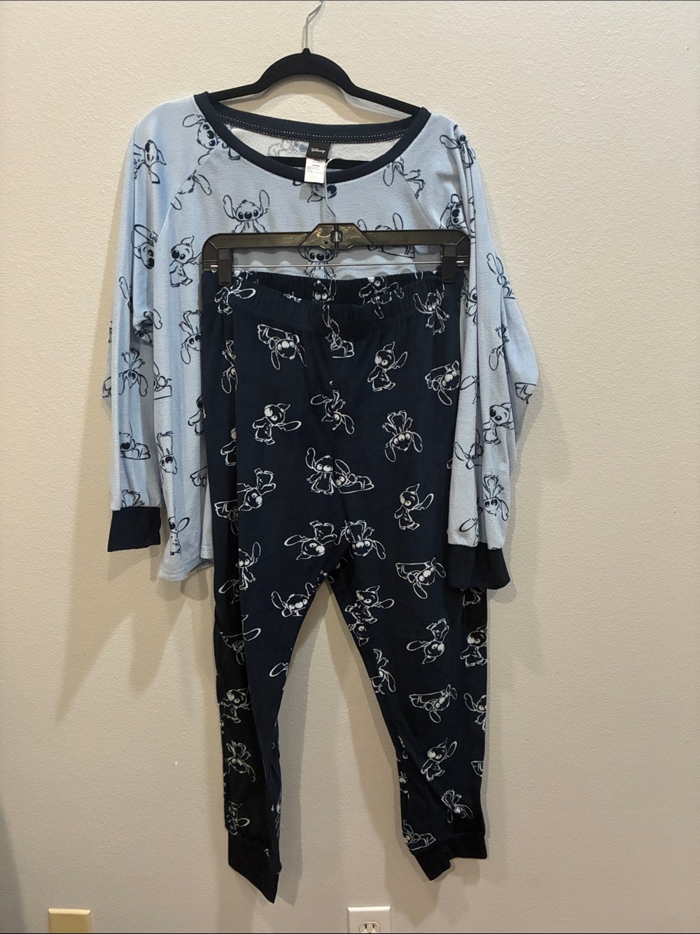 Disney Light Blue & Navy Stitch Print Women's Pajama Set - Picture 2 of 8